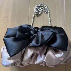 リボン付きサテン風パーティーバッグ