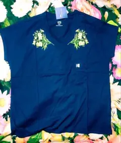 ジルサンダー　ユニクロ　花柄刺繍 Tシャツ 3XL②　限定商品のサムネイル