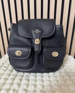 【新品】COACH ハドリー　バックパック ブラックのサムネイル
