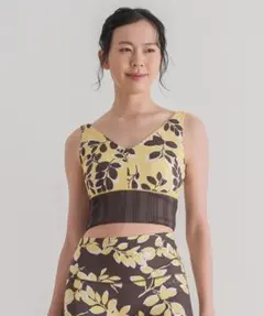 SUKALA 花柄Vネックヨガブラトップ