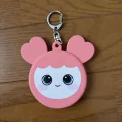 TWICE LOVELY 缶バッジケース MOMO - メルカリ