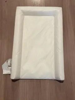 IKEA VADRA ベビーケアマットのサムネイル