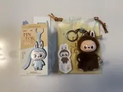 POP MART PIN FOR LOVE ラブブ　イニシャル【L】