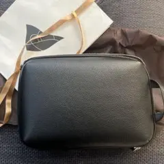 ブラック クラッチバッグ メッシュポケット付き