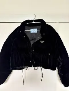 美品　PRADA コンバーチブル クロップド ベルベット ダウンジャケット 42のサムネイル