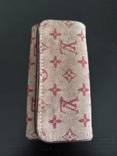 Item thumbnail for item 692cd526-9ff4-4507-be86-d7e7ae31ea01