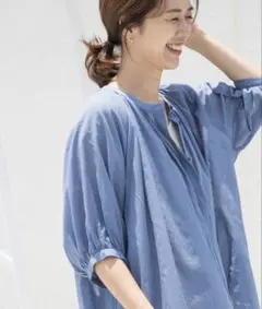 コットンボイルタックギャザーブラウス　アーバンリサーチ