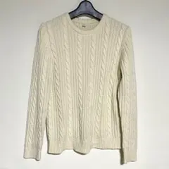 ケーブルニット ニット