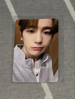 theboyz ヒョンジェ　whisper withmuu トレカ