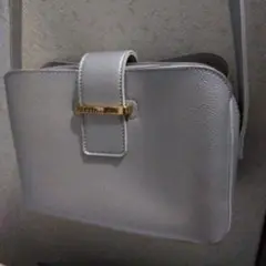シルバー ショルダーバッグ 合成皮革 ゴールド金具