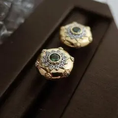 ヴィンテージ宮殿 ピアス グリーン