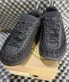 KEEN ユニークSNK スニーカー25 黒