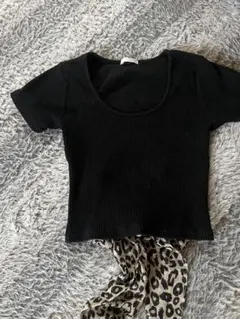 GYDA バックオープンリボンTシャツ