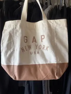 GAP ロゴ入りトートバッグ アイボリー/ブラウンのサムネイル