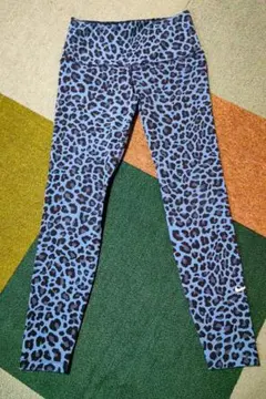 ナイキ　Nike レオパード柄 レギンス ヒョウ柄　S ヨガ　フィットネス