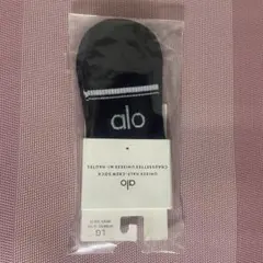 alo yogaユニセックス ハーフクルーソックス　ブラック