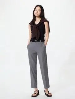 ユニクロ　スマートアンクルパンツ