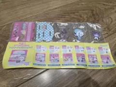 ちいかわ×サンリオキャラクター　レイヤーアクリルスタンド　モモンガ×クロミ