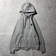 【Y8427】.UNDER ARMOUR パーカー　フーディー　サイズM グレー