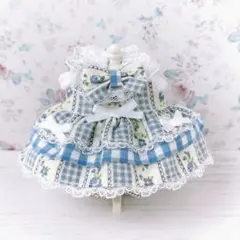 ギンガムチェックとお花ワンピース　ハンドメイド　ドール服　女の子