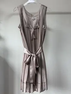 ベージュ プリーツドレス サイズ36