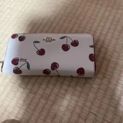 Coach チェリー柄 長財布