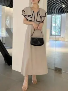 snidelラッフルカラーパイピングワンピース