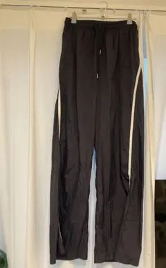 サイドラインパンツ カジュアルパンツ