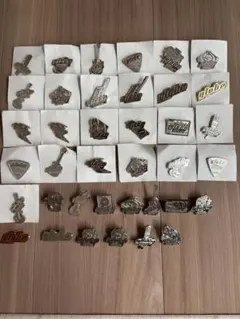 wtaps ピンバッジセット 10SS wtaps PINS BADGE HERALDRY ピンバッジセット - メルカリ