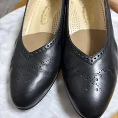 【新品】✨ギンザヨシノヤ フレスカ 24cm パンプス 黒 レッドソール 新品】✨ギンザヨシノヤ フレスカ 24cm パンプス 黒 レッドソール