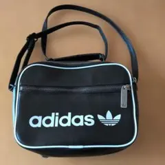 adidas ショルダーバッグ