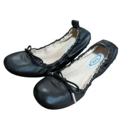 極美品 TOD'S トッズ レザー ギャザー バレエシューズ 36 黒 フラットのサムネイル