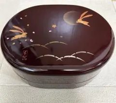 ウサギと月のデザイン重箱　オードブル　菓子入れ