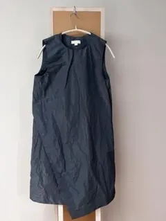 COS ノースリーブワンピースのサムネイル