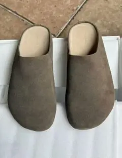 2025年最新】THE ROW レディース サンダル・ミュールの人気