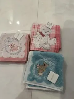 くま　ハンカチ