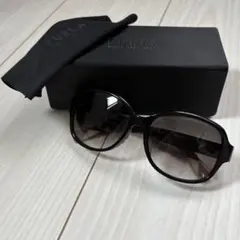 FURLA SPU474J ブラックサングラス 135サイズ