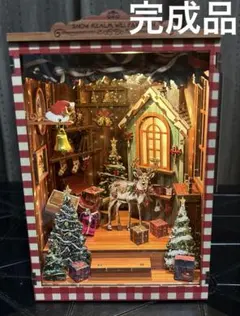 ハロウィン仕様・ディスプレーBOX / 壁面のカボチャが光る・ネオ