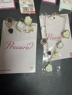 新品　プリキュア　バッグチャーム、ピンズ