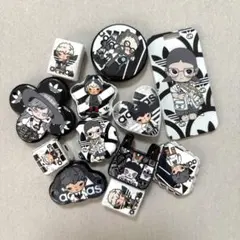 アクリル キャラクター カスタムビーズ モノクロ ロゴデザイン プレート付き
