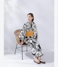 浴衣　レディース　帯 【クリーニング済】 レディース 浴衣(クリーニング済み)・帯・下駄(新品未使用) 3点セット