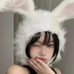 ウサギ耳付きフェイクファー帽子