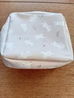 ウサギデザイン 四角形ポーチ