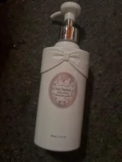 JILL STUART Water Treatment White Floral