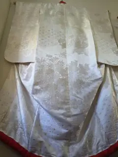 古い白無垢 色打掛 牡丹 菊 鳳凰 リメイク用 - メルカリ