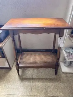 北欧レトロ モールガラス サイドテーブル マガジンラック付き ラタン調