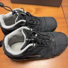 Columbia ブラック トレッキングシューズ USA 4