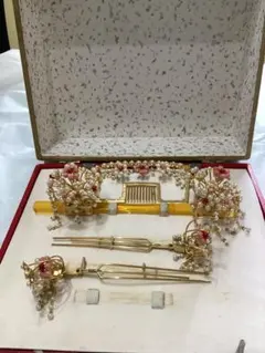 花嫁かんざし　パール・赤珊瑚・桃色珊瑚風ゴールド和装髪飾りセット 花モチーフ共箱