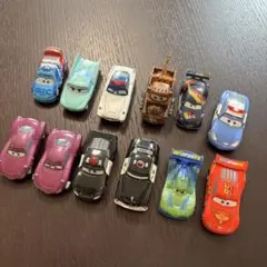 トミカ　カーズ　まとめ売り　12点①