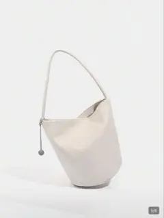 SHEIN バケツ型ショルダーバッグ（ホワイト・ブラック）